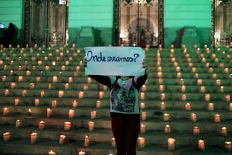 Cerimônia para homenagear 500 mil mortos por covid-19 Rio de Janeiro
21/6/2021 REUTERS/Pilar Olivares