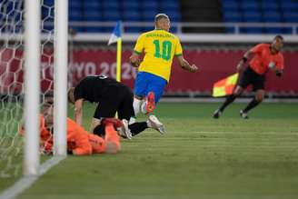 Richarlison fez três gols e foi o dono do jogo contra a Alemanha nesta quinta-feira Lucas Figueiredo/CBF