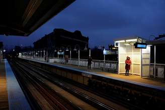 Estação de trem em Chicago
16/03/2020
REUTERS/Joshua Lott