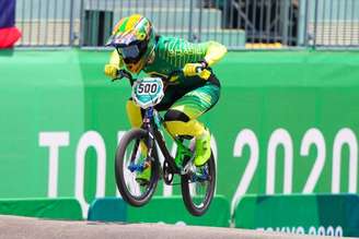 Renato Rezende está nas semifinais do ciclismo BMX (Foto: Wander Roberto / COB)