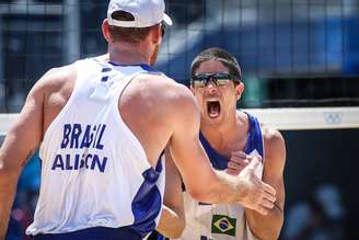 Alison e Álvaro estão nas quartas de final