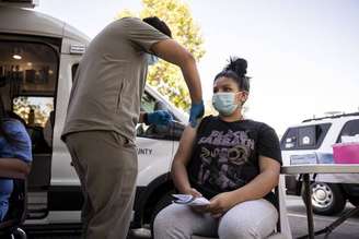 Campanha de vacinação anti-Covid em Los Angeles