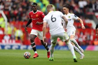 Pogba comandou a vitória do Manchester United sobre o Leeds (ADRIAN DENNIS / AFP)