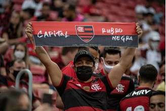 Torcedor do Flamengo no Estádio Mané Garrincha, em Brasília (Foto: Alexandre Vidal / Flamengo)