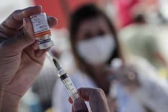 Lotes de CoronaVac foram suspensos por local de envase em unidade não autorizada pela Anvisa