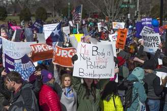 Grupos protestaram contra a lei antiaborto do estado