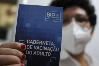 Rio de Janeiro vai exigir comprovante de vacinação para entrada em estabelecimentos