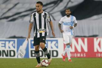 Luiz Henrique em ação pelo Botafogo (Foto: Vítor Silva/Botafogo)