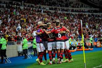 Com dois gols de Bruno Henrique, o Flamengo venceu o Barcelona (EQU) na primeira partida da semifinal da Libertadores no Maracanã (Foto: Marcelo Cortes / Flamengo)