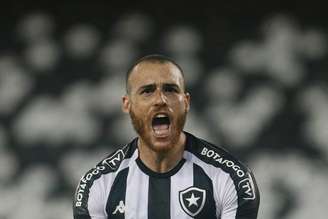 Pedro Castro será titular nesta noite (Foto: Vítor Silva/Botafogo)