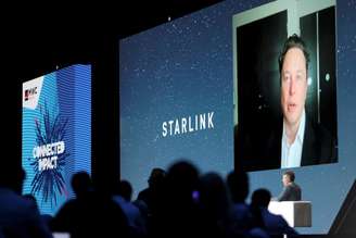 Elon Musk fala sobre a Starlink durante o Mobile World Congress (MWC), em Barcelona, Espanha 
29/06/2021
REUTERS/Nacho Doce