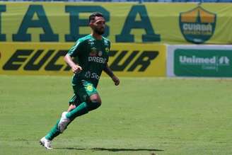 Clayson é um dos reforços do Cuiabá para a temporada (Foto: Divulgação/Cuiabá)