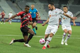 Fluminense quebra jejum de vitórias e vence o Athletico-PR por 1 a 0 