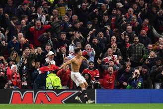 Você acredita que CR7 vai deixar sua marca mais uma vez na Liga dos Campeões? (Foto: ANTHONY DEVLIN / AFP)