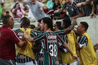 Fluminense e Santos se enfrentam na Vila Belmiro nesta quarta (Foto: Lucas Merçon/Fluminense FC)