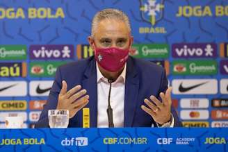 'Concorre naqueles atletas, digamos assim, atacantes agressivos', diz Tite (Foto: Lucas Figueiredo/CBF)