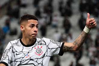 Gabriel Pereira tem recebido oportunidades com Sylvinho