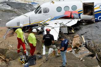 Avião que caiu com Marília Mendonça passou por perícia