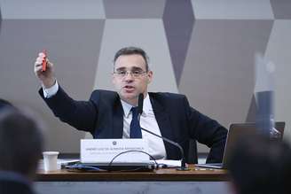 André Mendonça durante sabatina no Senado