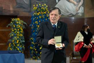Italiano Giorgio Parisi recebe Nobel de Física em Roma