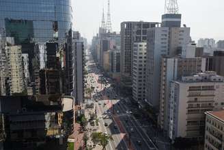 Vista aérea parcial da Avenida Paulista, região central da cidade de São Paulo