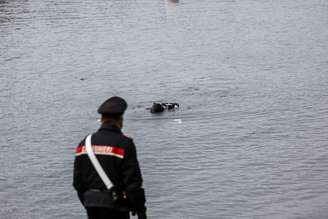 Mulher é presa após afogar filho de 2 anos na Itália