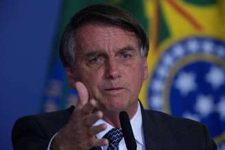 Bolsonaro está novamente com obstrução intestinal