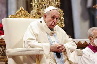 Papa Francisco durante missa na Basílica de São Pedro em 1º de janeiro