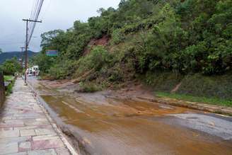 Minas Gerais registra 5 mortes por chuvas e total chega a 24