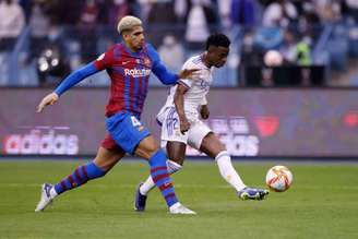 Ronald Araújo está na mira do Real Madrid para a próxima temporada (Foto: Helios de la Rubia / Real Madrid)