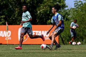 Gabryel Martins e Damaceno começaram a treinar com os profissionais (Lucas Merçon/Fluminense FC)