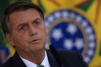 Em evento empresarial, Bolsonaro ataca ministros do STF