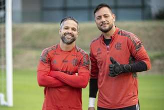 Diego Alves e Diego Ribas hoje são opções no banco do Flamengo (Foto: Alexandre Vidal/Flamengo)