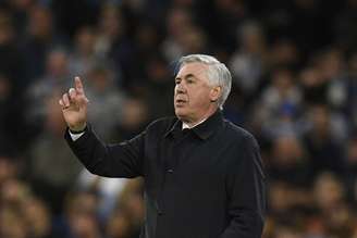 Carlo Ancelotti não se quis se aprofundar no tema Mbappé (Foto: OLI SCARFF / AFP)