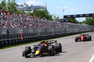 Verstappen consegue segurar Sainz e vence o GP do Canadá