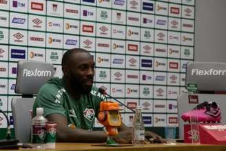 Manoel durante coletiva no CT do Fluminense (Foto: Marcelo Gonçalves/Fluminense FC)