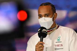 Lewis Hamilton criticou Bernie Ecclestone 