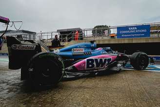 Fernando Alonso e o clima chuvoso de Silverstone na Fórmula 1 