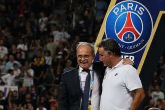 Luis Campos e Christophe Galtier são os novos comandantes do projeto do PSG (JACK GUEZ / AFP)