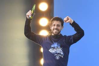 Bernardo Silva é um dos principais jogadores do Manchester City (Foto: OLI SCARFF / AFP)