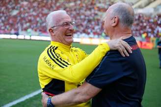 Dorival Júnior fez duas mudanças no time do Flamengo (Foto: Gilvan de Souza/Flamengo)