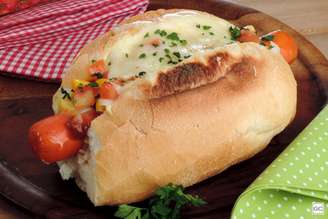 Cachorro-quente gratinado | Foto: Guia da Cozinha