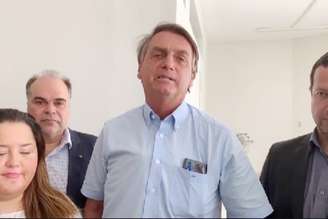 Bolsonaro afirmou que, quando um magistrado toma decisões que "extrapolam", todo o STF "paga a conta".