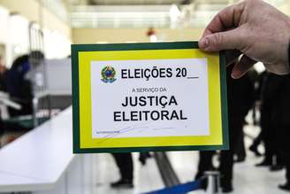 Partidos e órgãos de estado podem fiscalizar as eleições