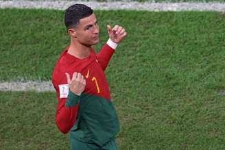 Cristiano Ronaldo segue com futuro indefinido (Foto: ADRIAN DENNIS/AFP)