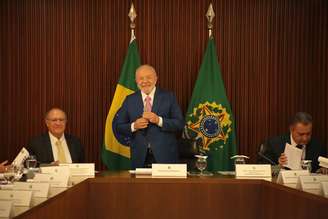 Lula realizou a primeira reunião ministerial do novo governo