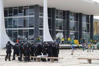 Extremistas invadiram sede do STF em Brasília no dia 8 de janeiro