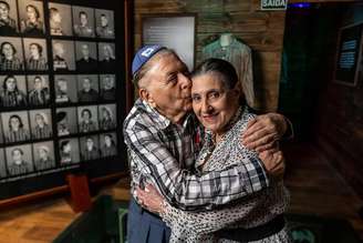 O romeno Joshua Strul e a polonesa Ala Szerman, sobreviventes do holocausto, encontraram refúgio em São Paulo