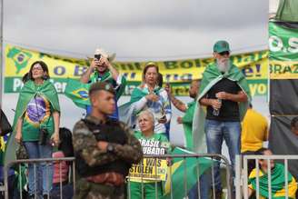 DF BSB 29/12/2022 NACIONAL Apoiadores do Presidente da República, Jair Messias Bolsonaro (PL), inconformados com a derrota do seu candidato para o petista, Luiz Inácio Lula da Silva, durante as eleições presidênciais de 2022, permanecem acampados em frente Quartel General do exército (QG) em Brasília-DF. WILTON JUNIOR / ESTADAO