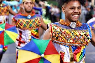 Semana de prévias do Carnaval do Recife 2023 terá muito frevo, maracatu, afoxé, reggae, rock e coco